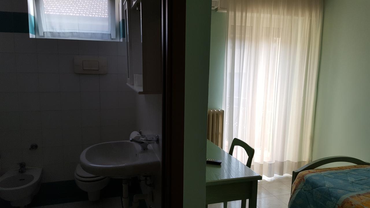 Hotel Dei Pini Medolago Ngoại thất bức ảnh