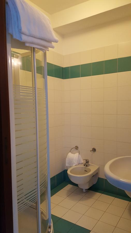 Hotel Dei Pini Medolago Ngoại thất bức ảnh